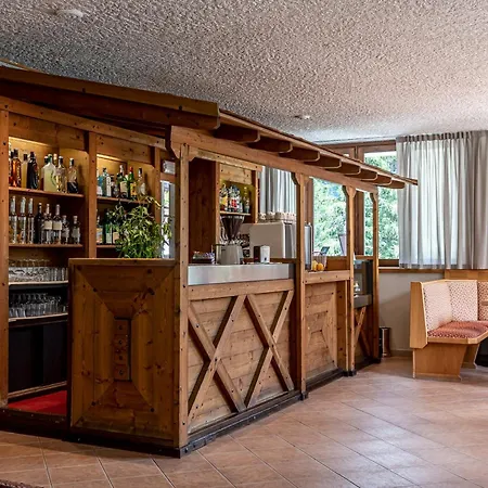 Alaska Hotel 3*