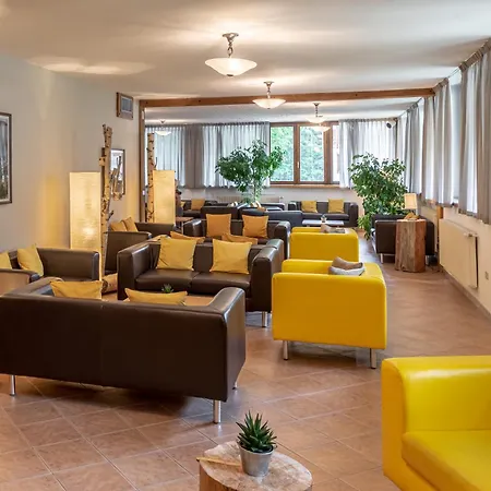 Alaska Hotel 3*